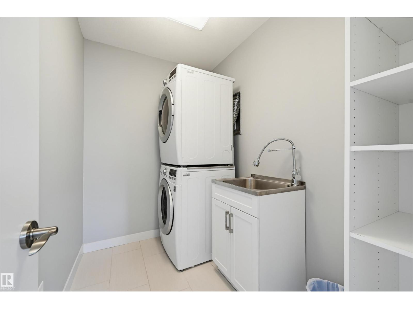 8834 91 ST NW - 32