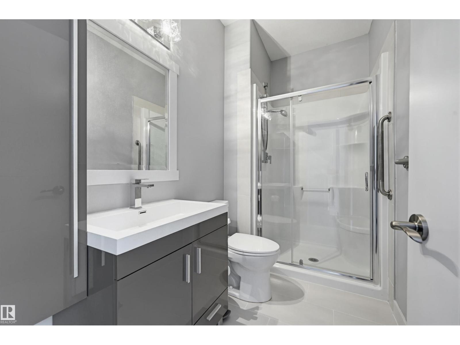 8834 91 ST NW - 33