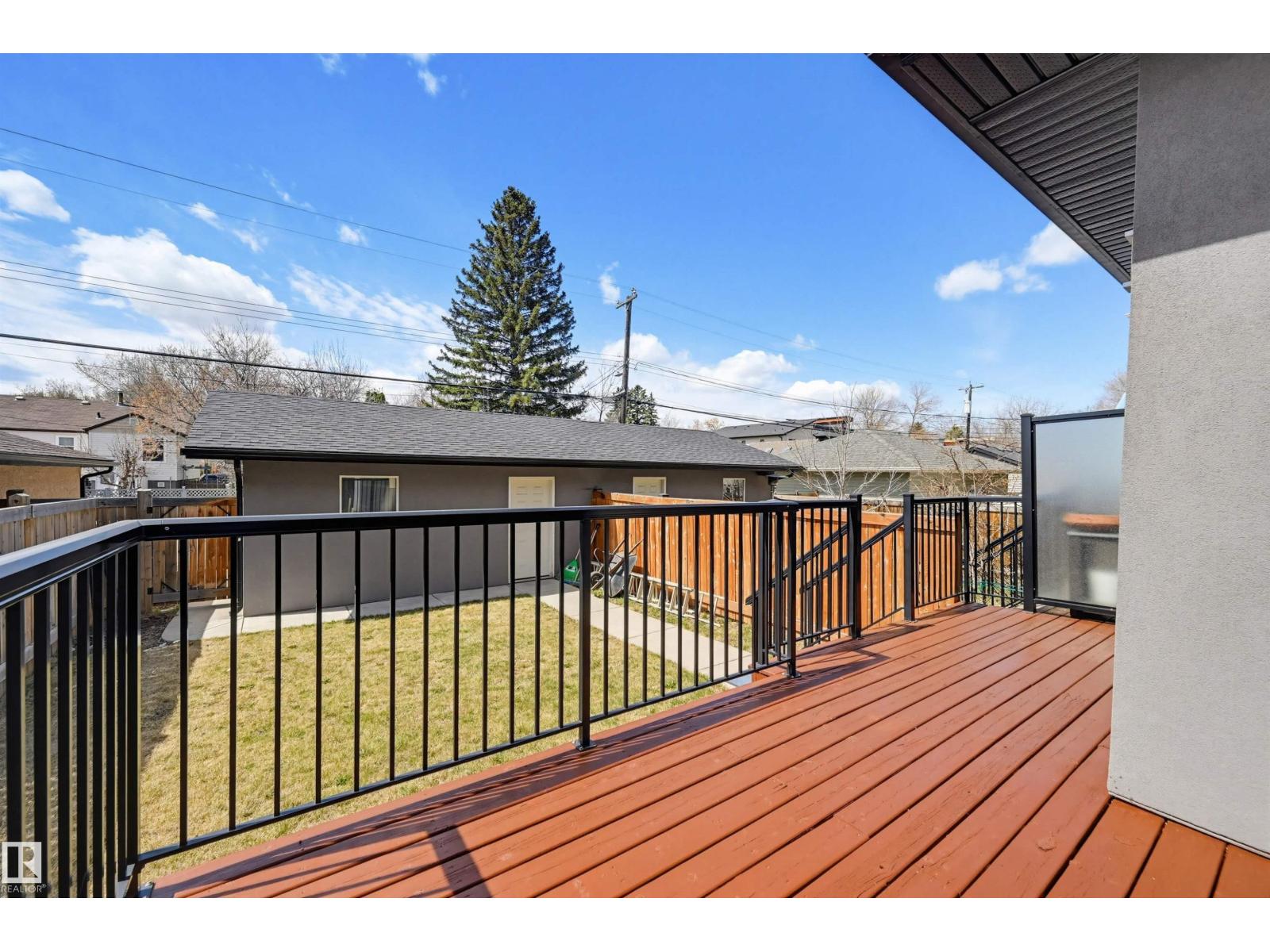 8834 91 ST NW - 37