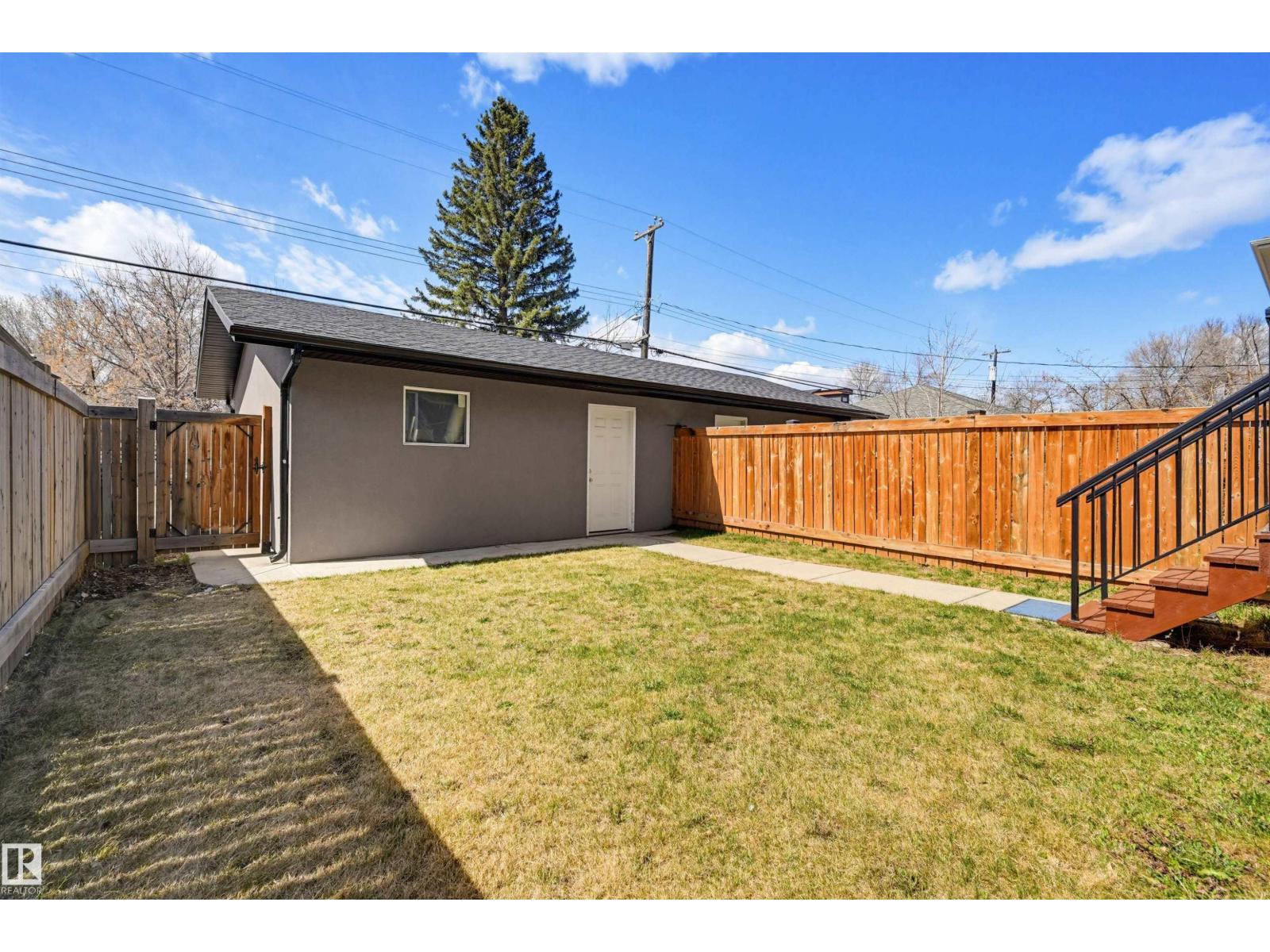 8834 91 ST NW - 39