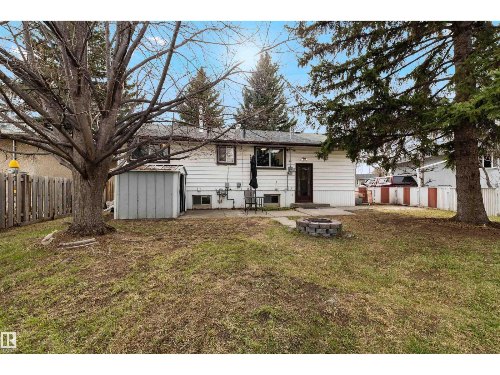 12423 135 ST NW - 44