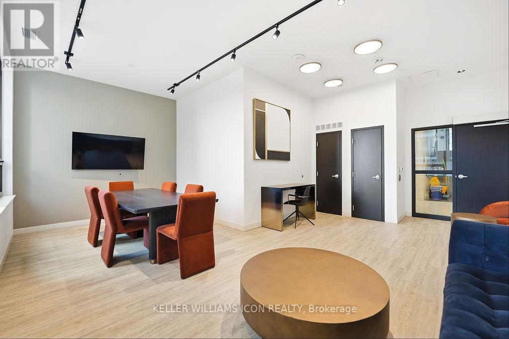 #1002 180 GEORGE STREET - 29