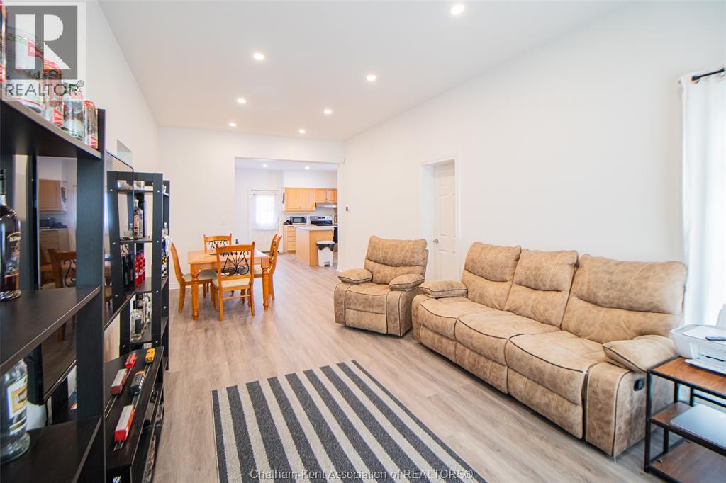 53 Selkirk STREET - 10