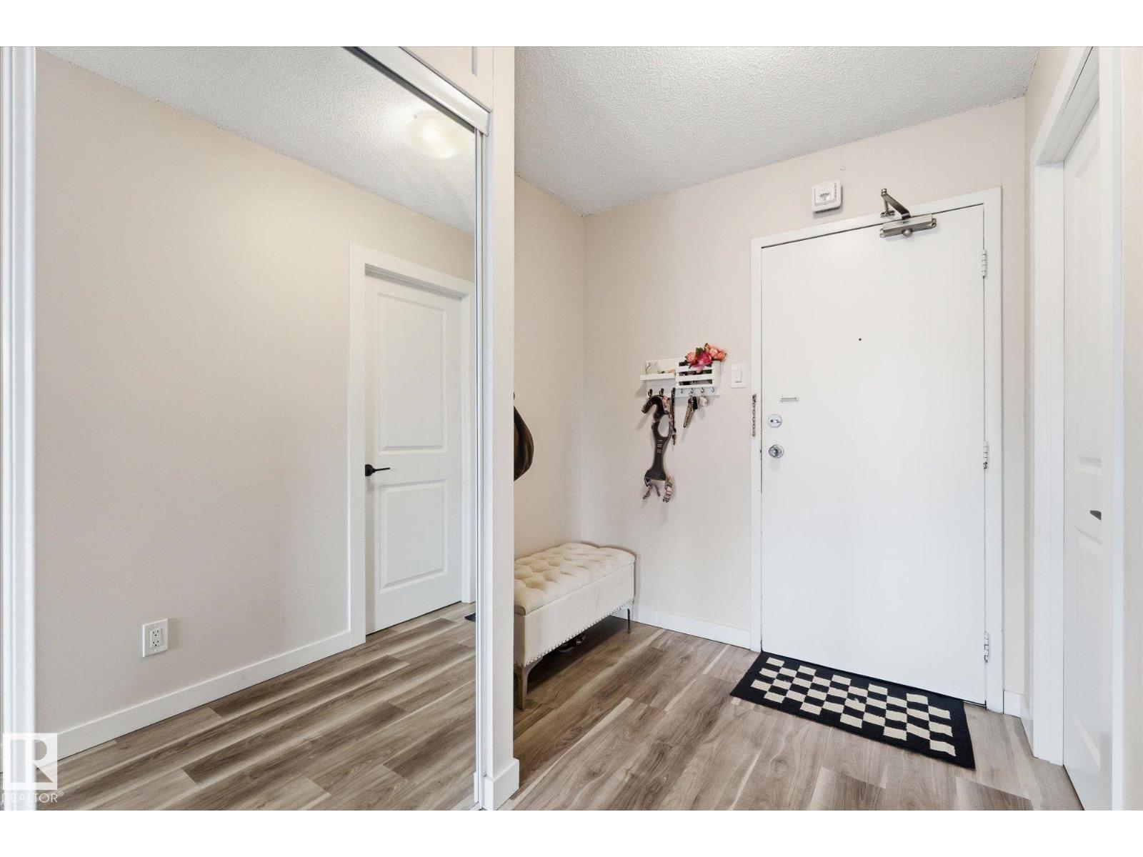 #905 10175 114 ST NW - 5