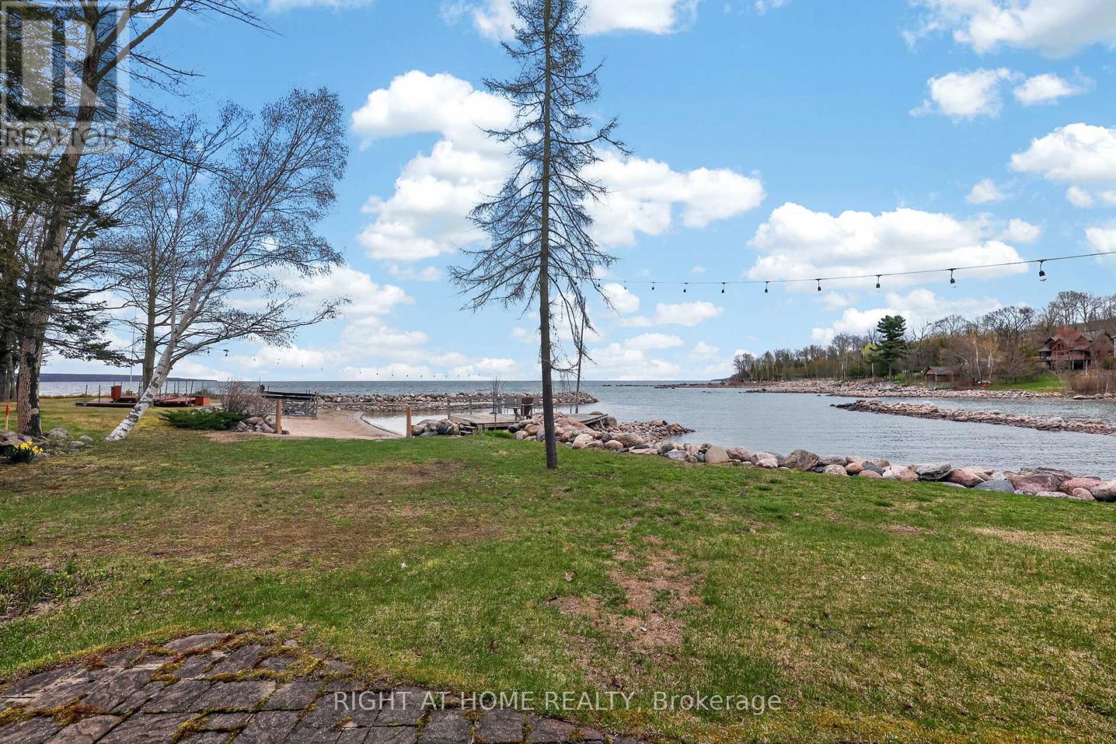 442 SILVER BIRCH DRIVE - 45