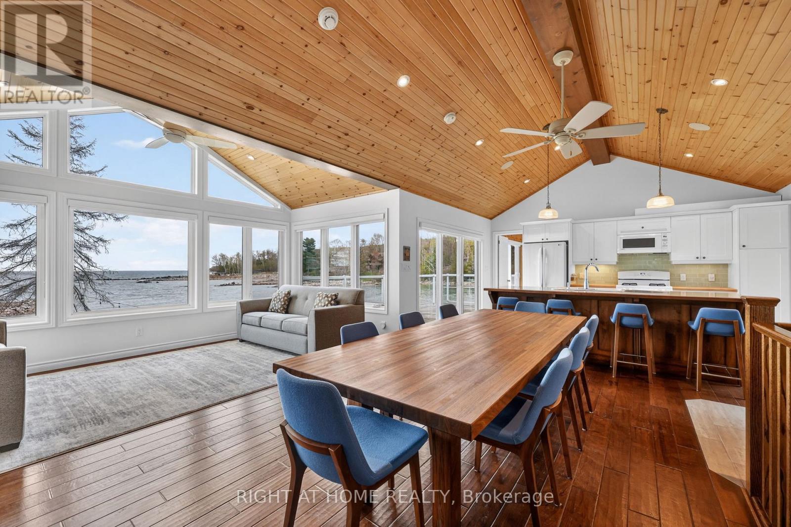 442 SILVER BIRCH DRIVE - 6