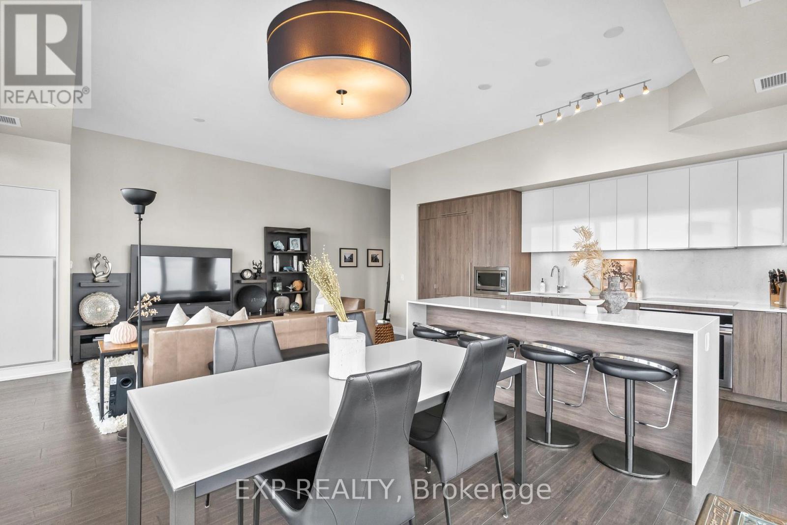 #1201 8 ANN STREET - 8