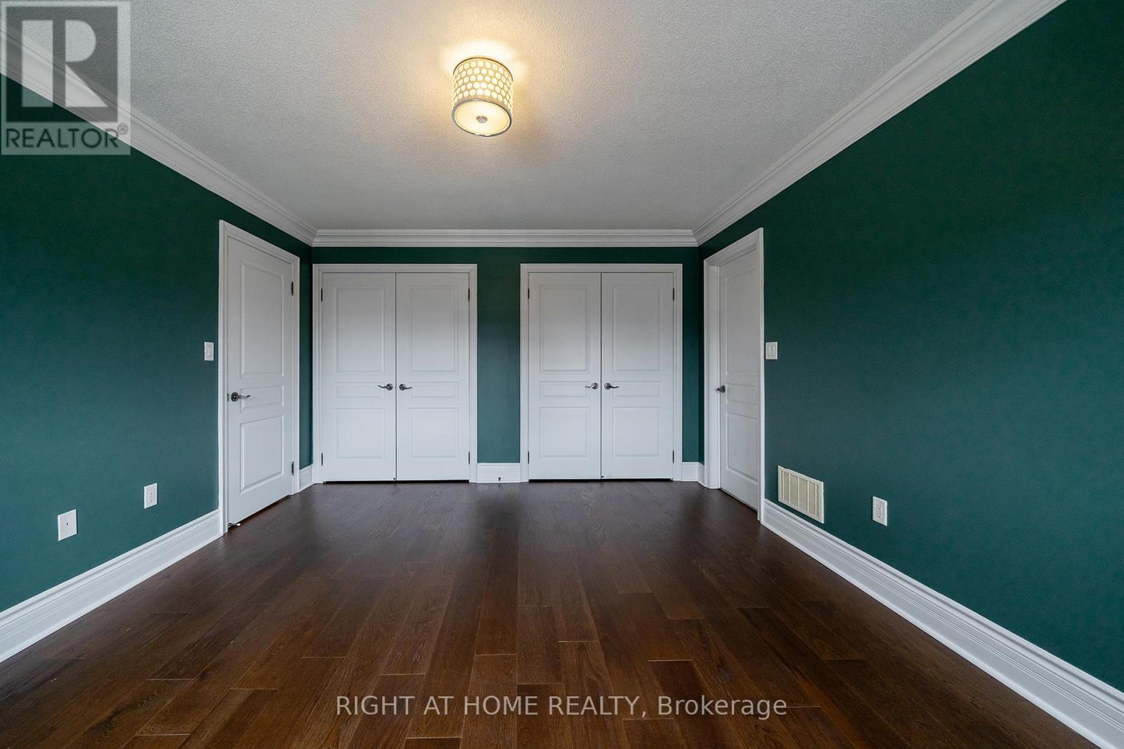 3353 SKIPTON LANE - 31