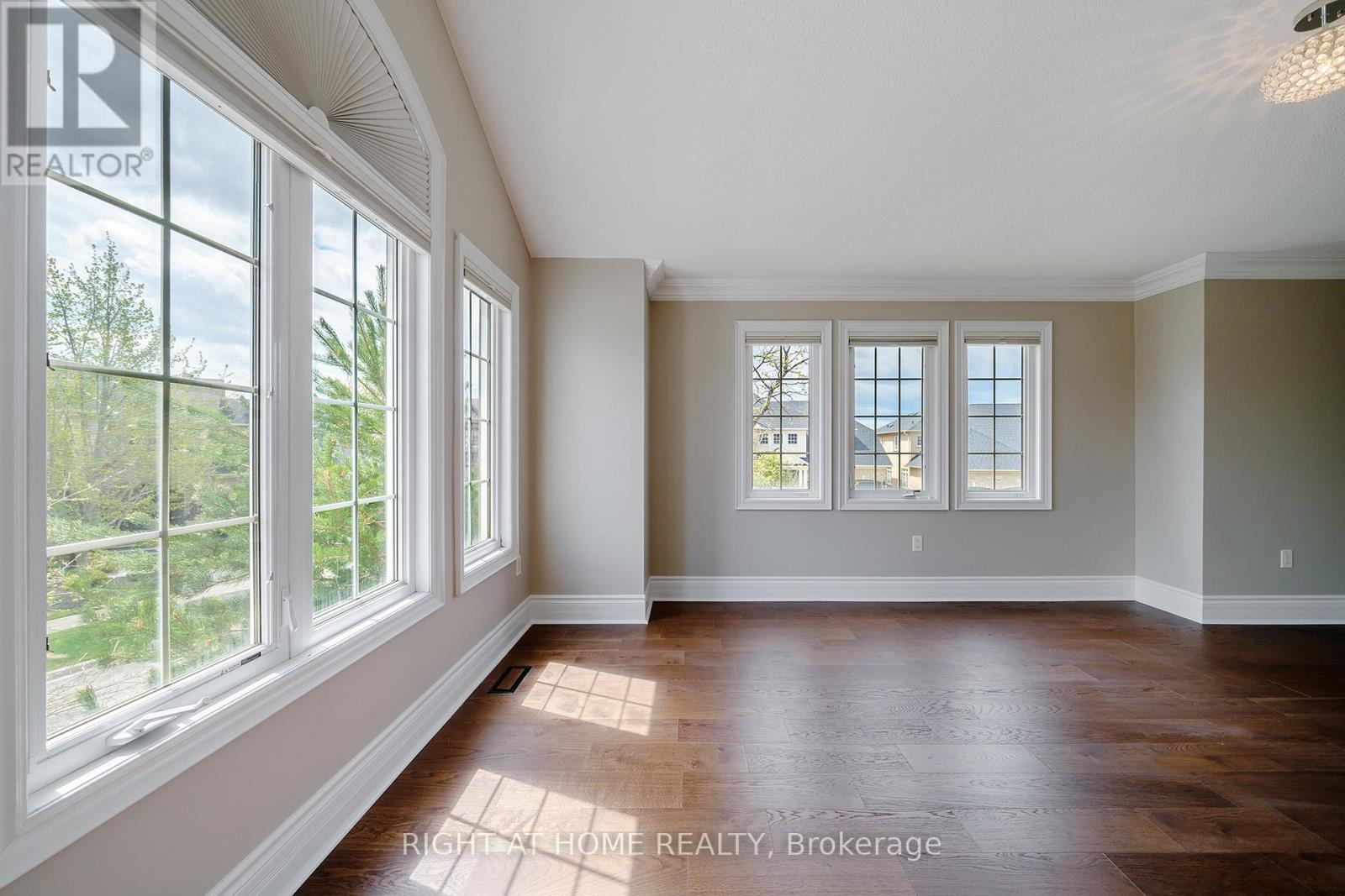 3353 SKIPTON LANE - 34