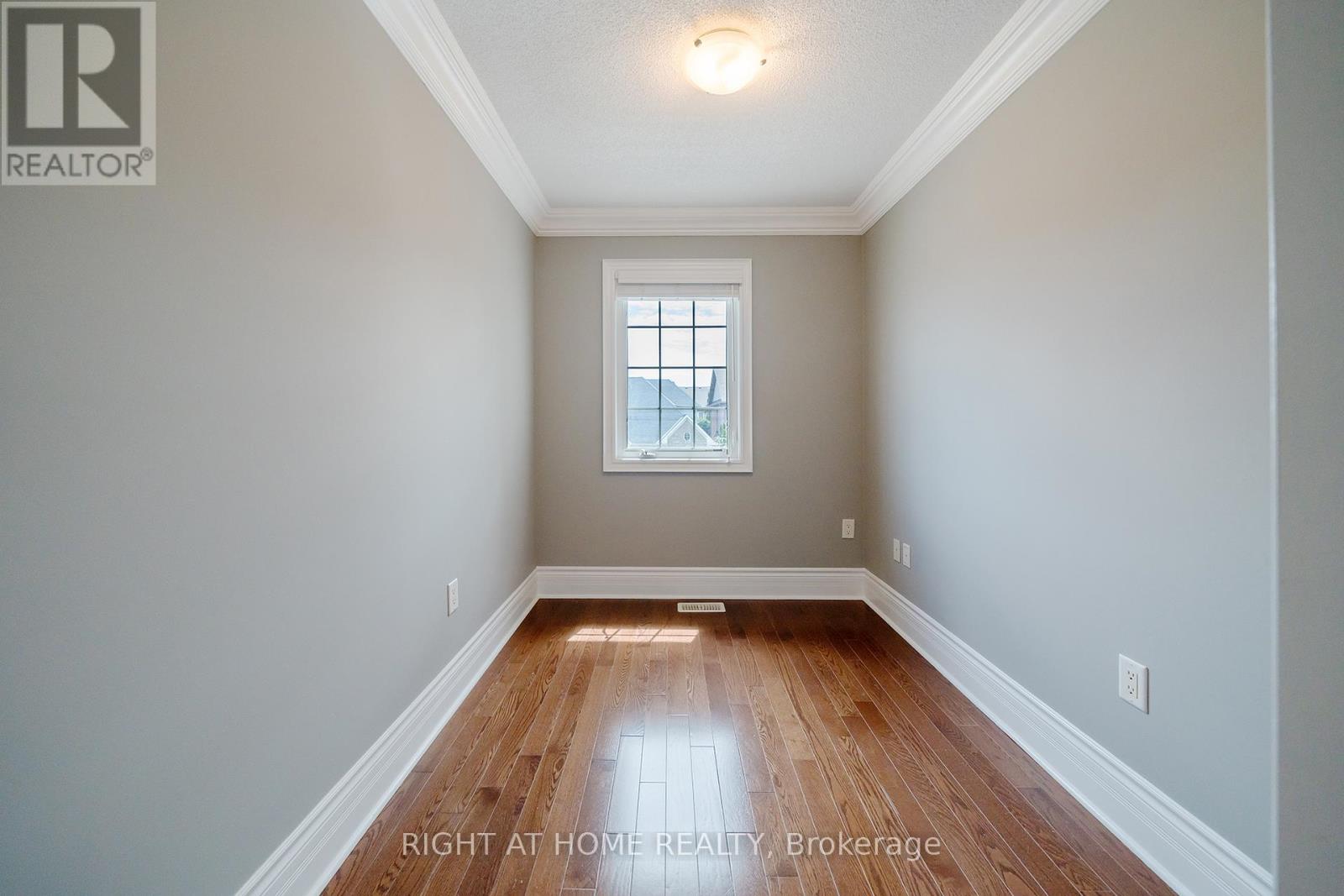 3353 SKIPTON LANE - 39