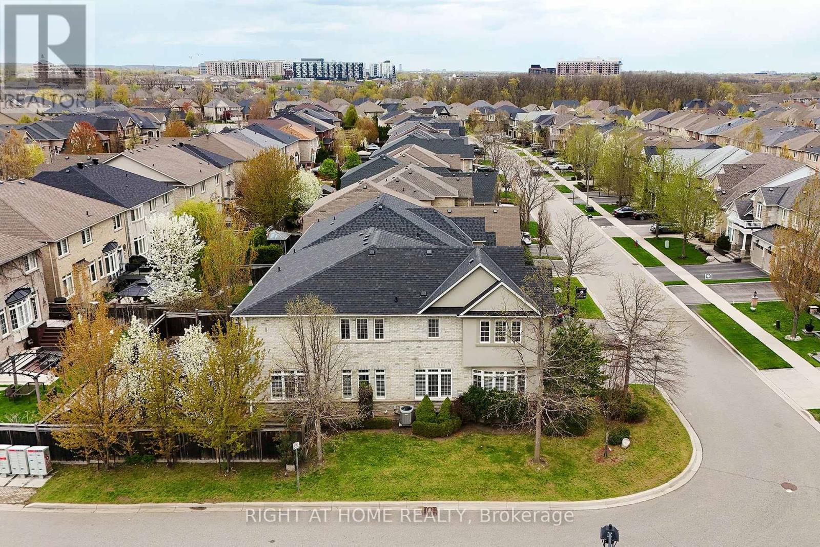 3353 SKIPTON LANE - 49