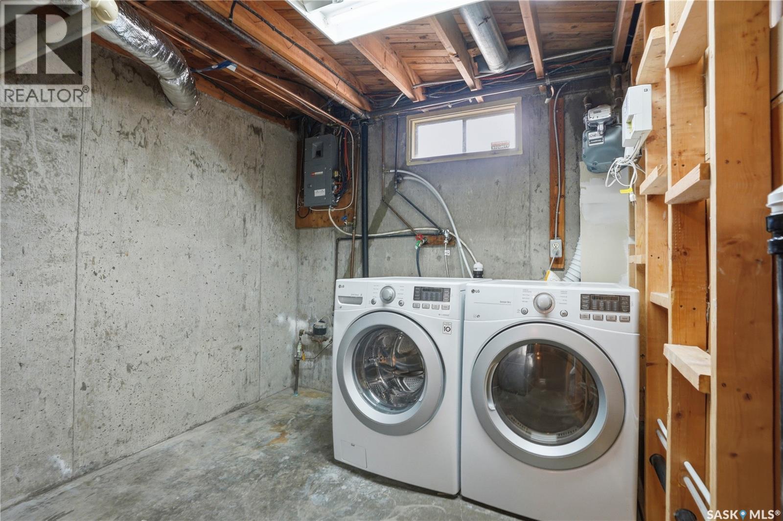 1806 Arlington AVENUE - 44
