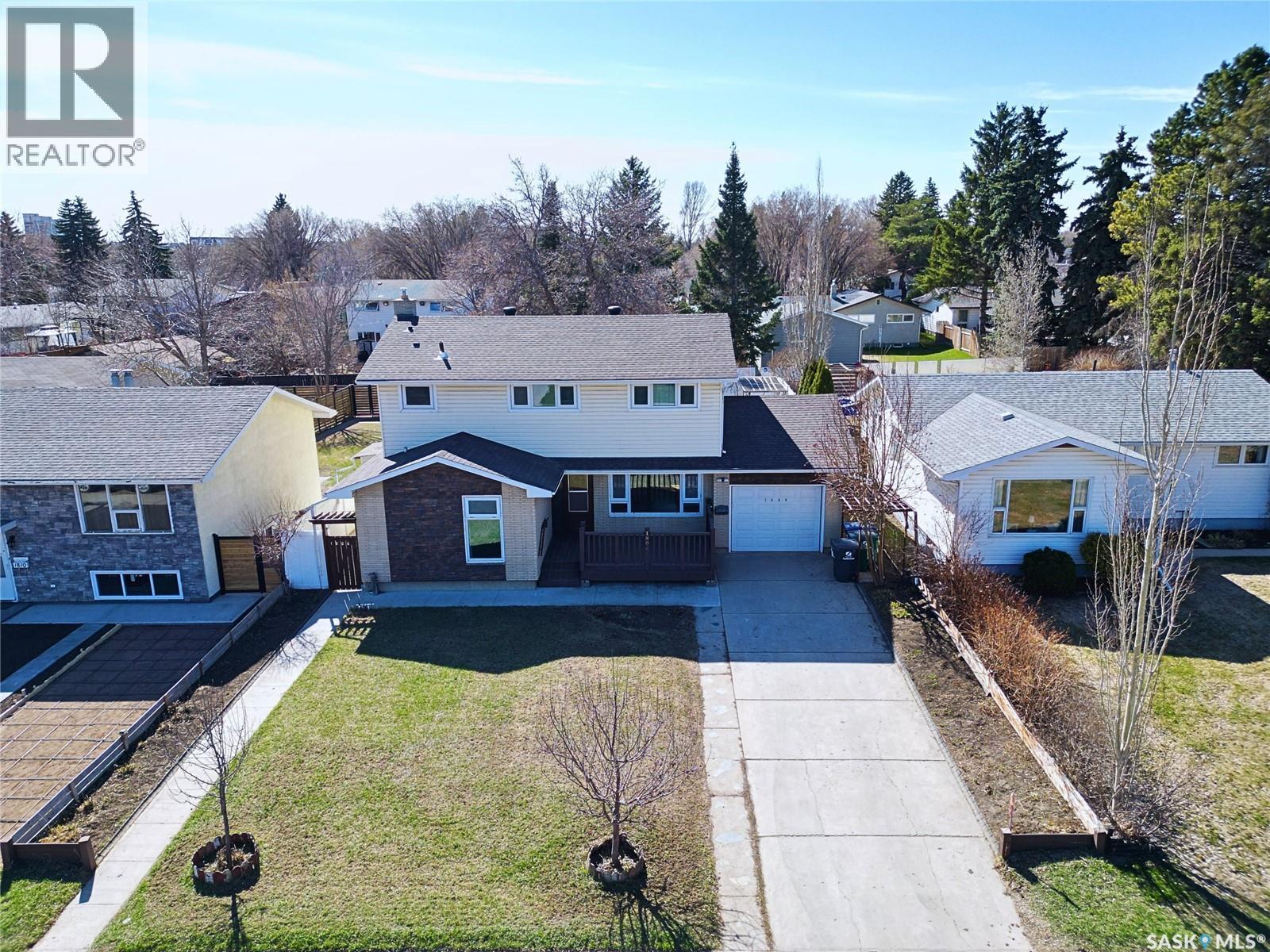 1806 Arlington AVENUE - 66