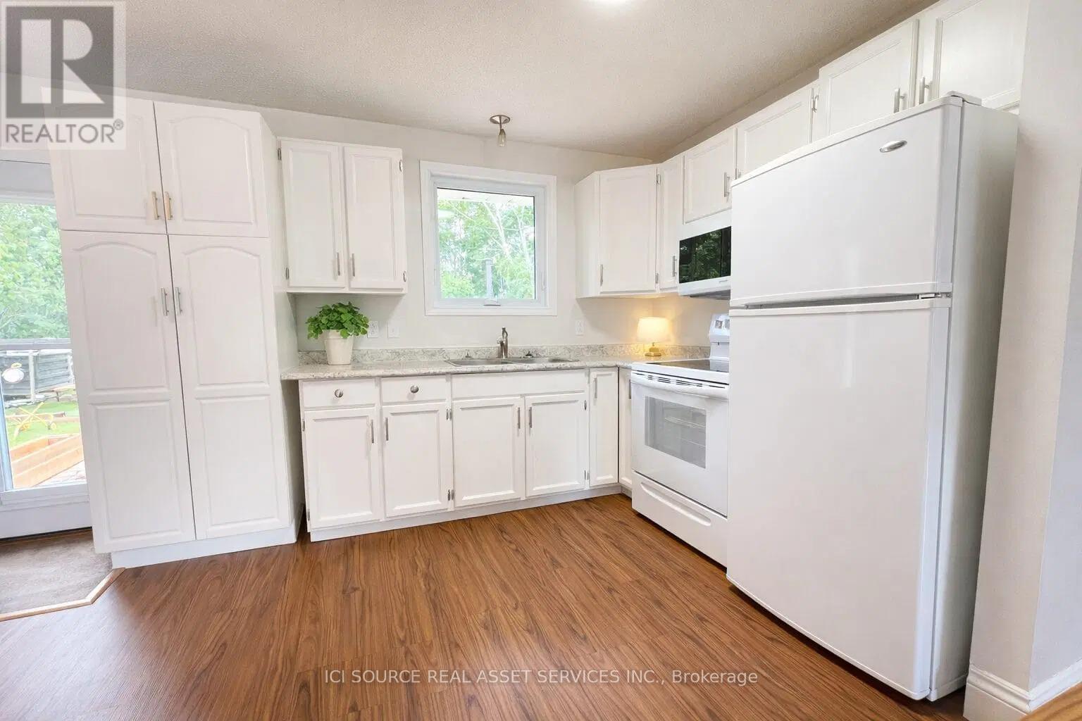 9 TERRACE HEIGHTS - 2