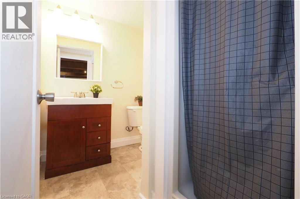 163 PINEGROVE Crescent, Waterloo, Ontario, N2L4T9 — Photo 29