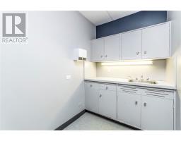 95 Lemarchant Road thumbnail 32