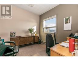 95 Lemarchant Road thumbnail 37