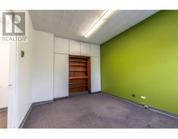 95 Lemarchant Road thumbnail 40