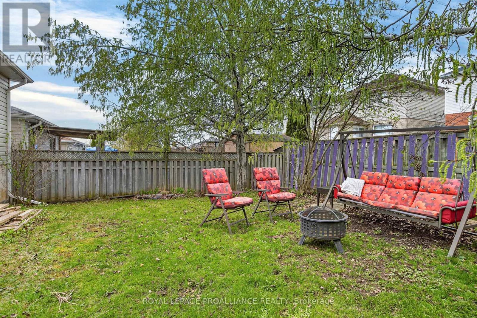 644 TRAILVIEW DRIVE - 42