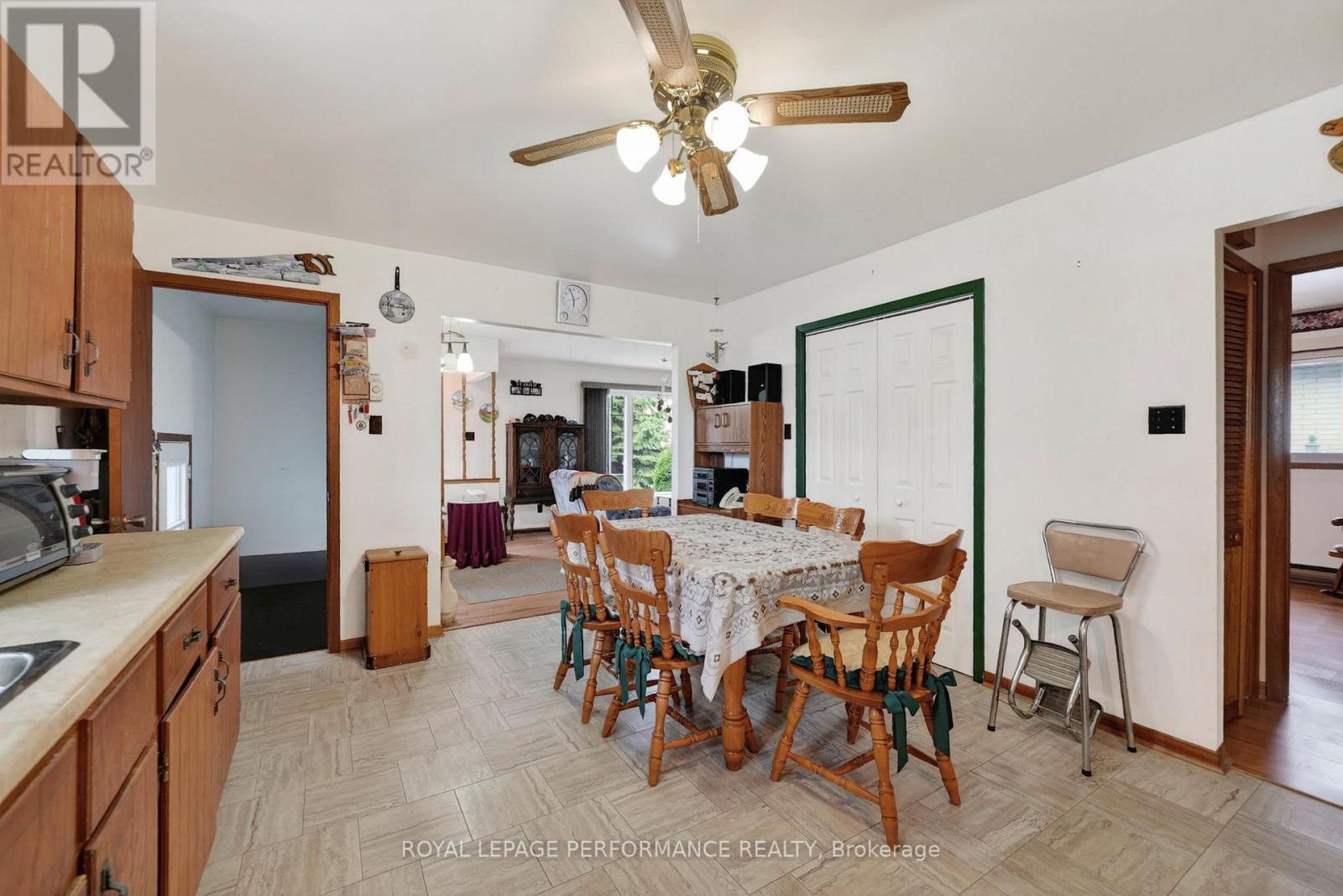 3205 DUVAL AVENUE - 11