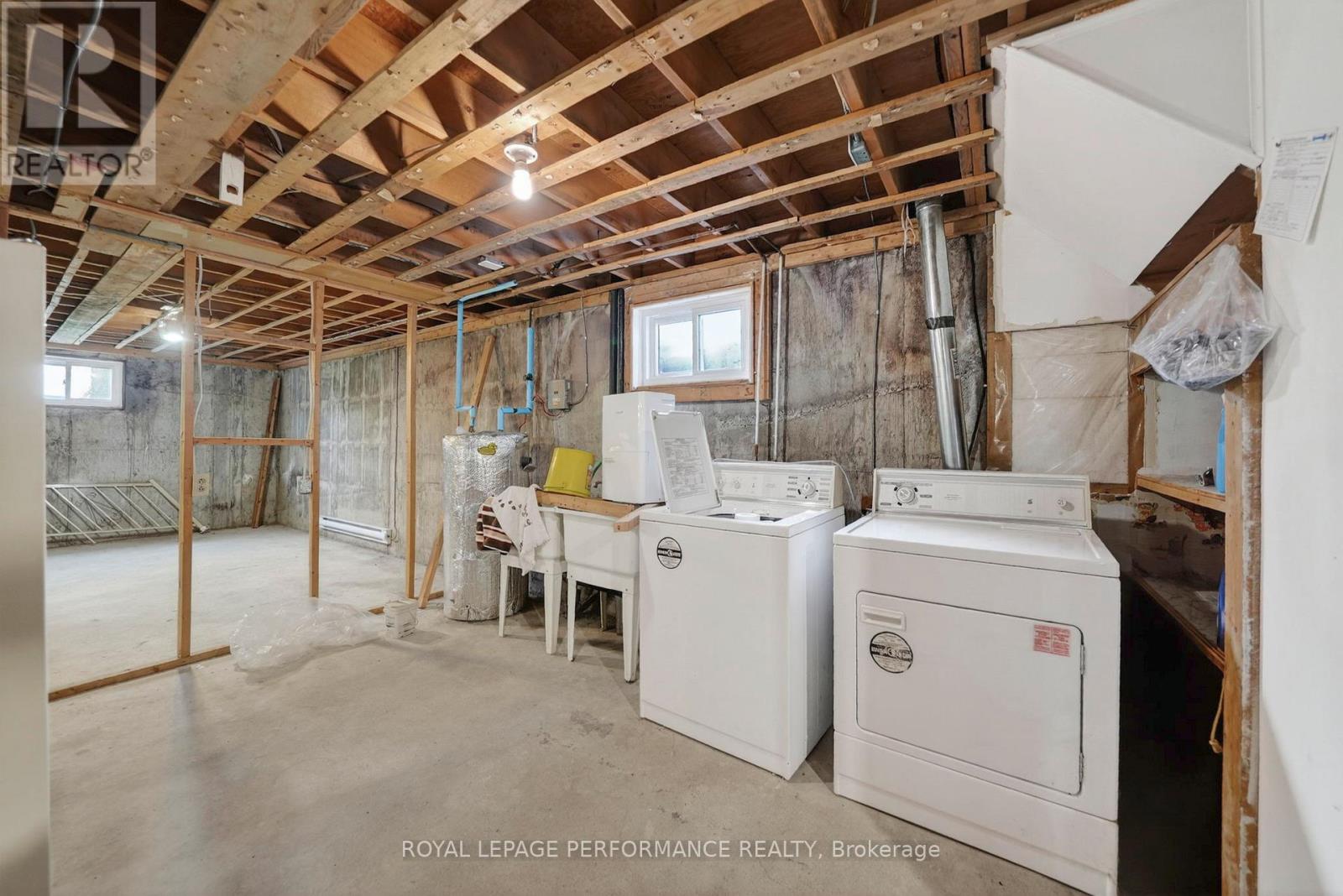 3205 DUVAL AVENUE - 21