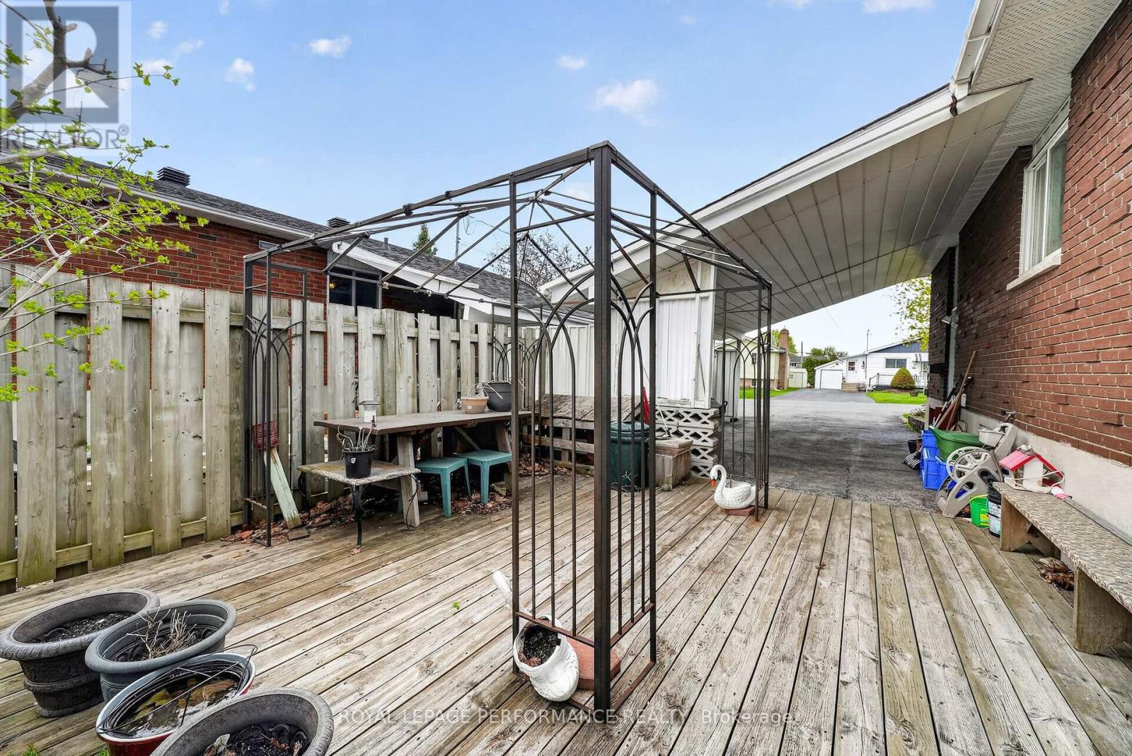 3205 DUVAL AVENUE - 26