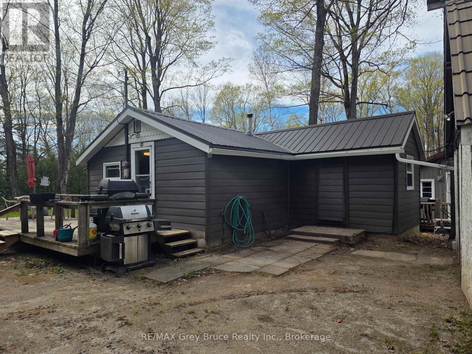 151 FRANCIS DRIVE - Image 3