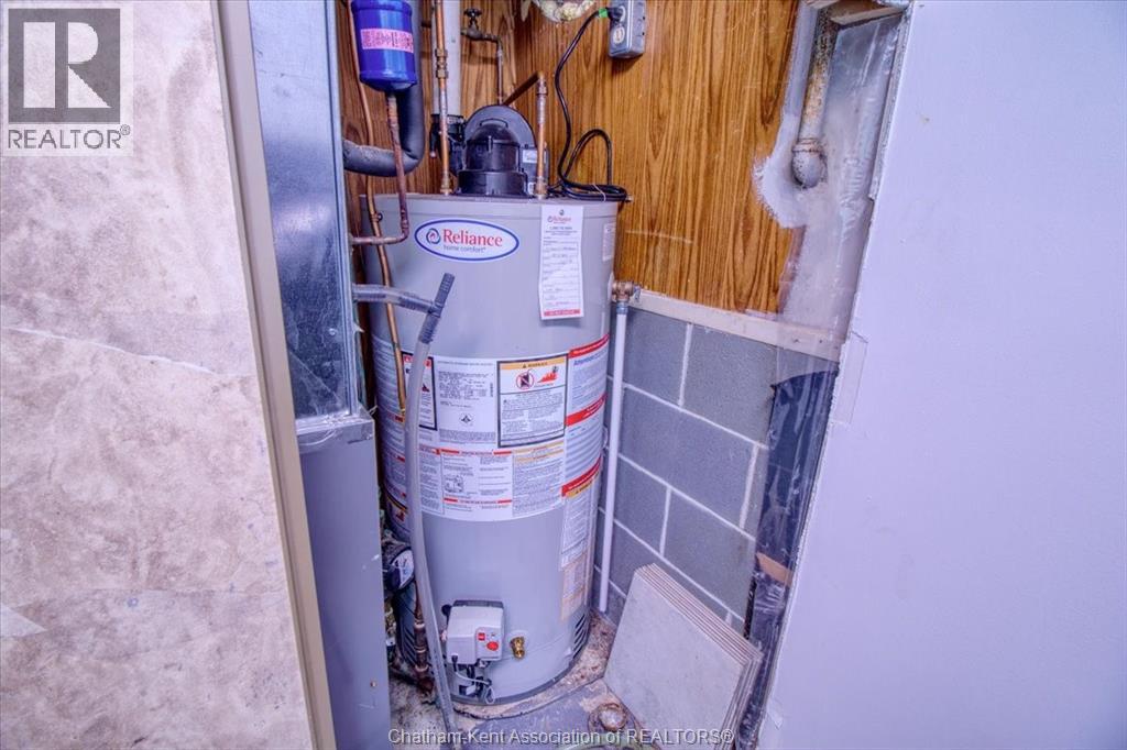 434 Dora DRIVE, Wallaceburg, Ontario, N8A2K3 — Photo 37
