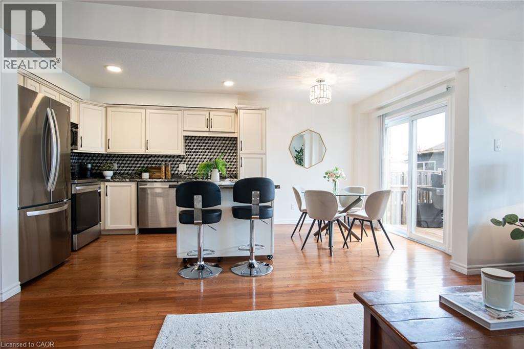 638 WINDFLOWER Crescent, Kitchener, Ontario, N2E3S9 — Photo 17