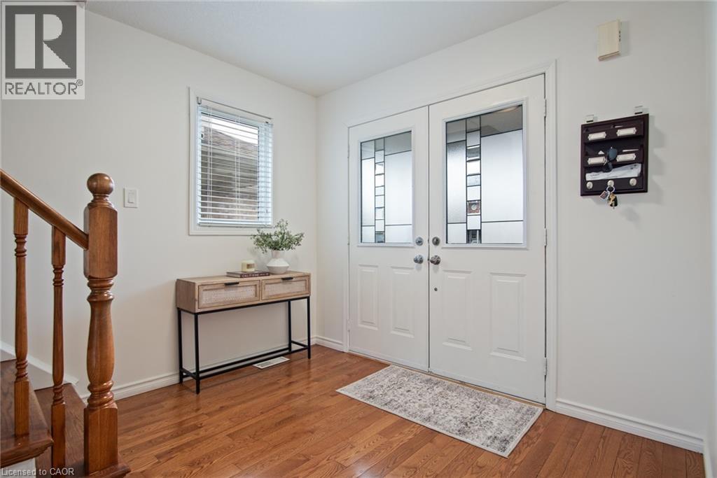 638 WINDFLOWER Crescent, Kitchener, Ontario, N2E3S9 — Photo 16