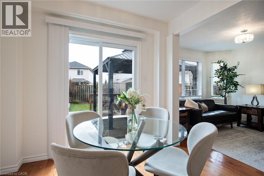 638 WINDFLOWER Crescent, Kitchener, Ontario, N2E3S9 — Photo 30
