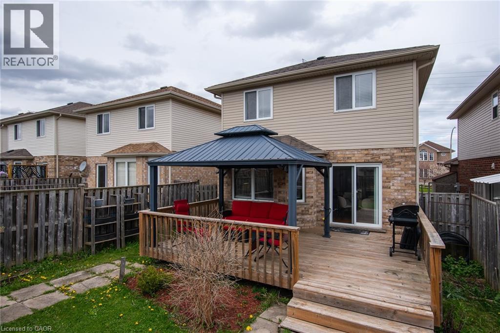 638 WINDFLOWER Crescent, Kitchener, Ontario, N2E3S9 — Photo 14