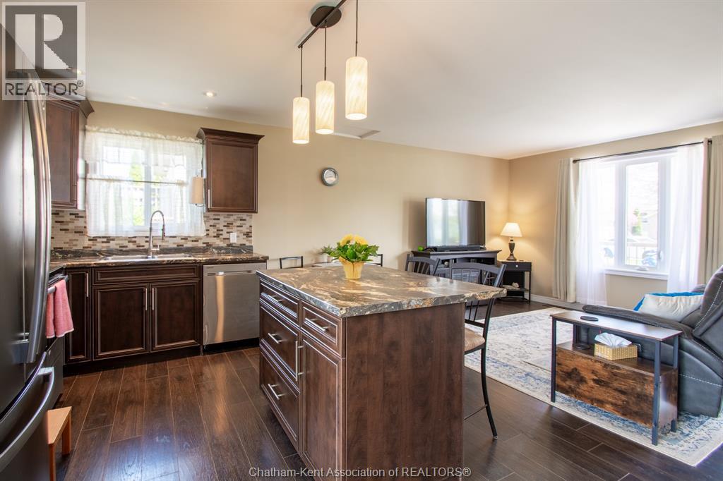 227 Bristol DRIVE - 20