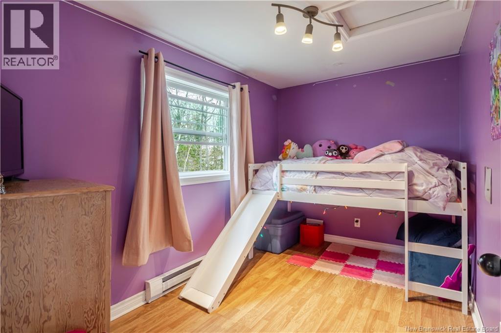 9 McLeod Lane - 13