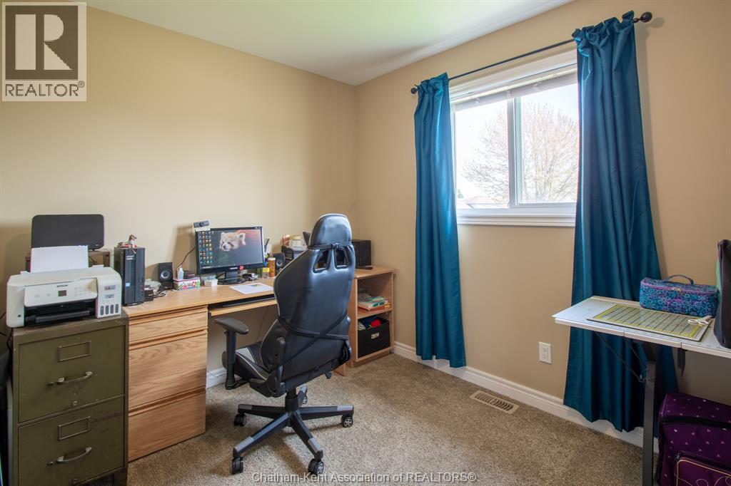 227 Bristol DRIVE - 26