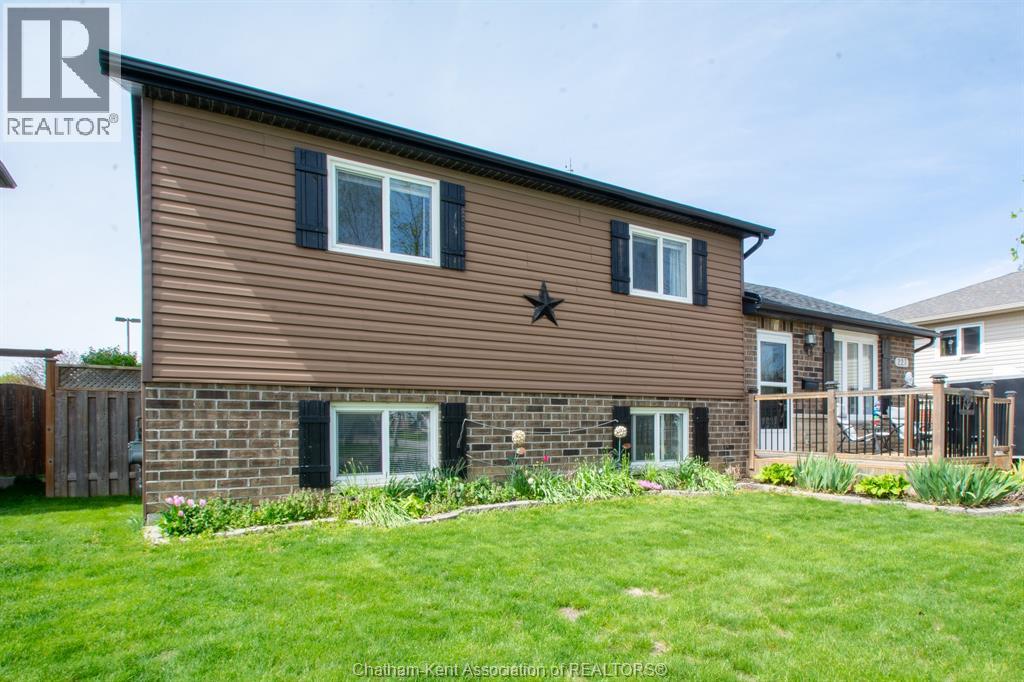 227 Bristol DRIVE - 8