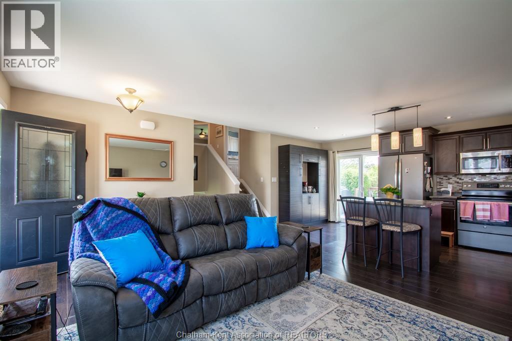 227 Bristol DRIVE - 14