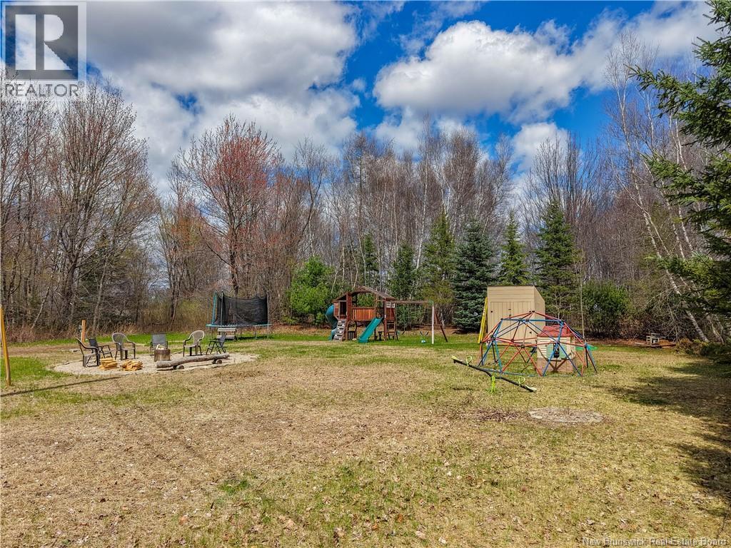 9 McLeod Lane - 27