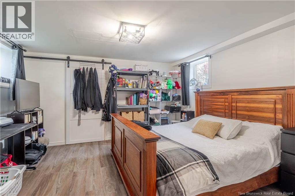 9 McLeod Lane - 22