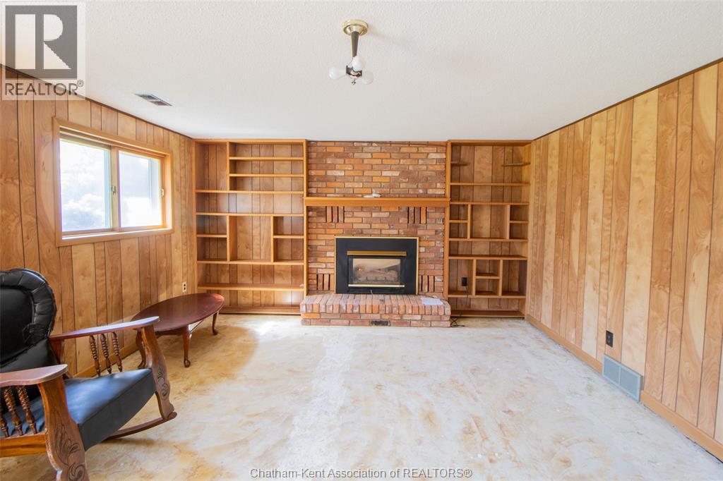 96 Baxter STREET, Wallaceburg, Ontario, N8A4Y5 — Photo 2
