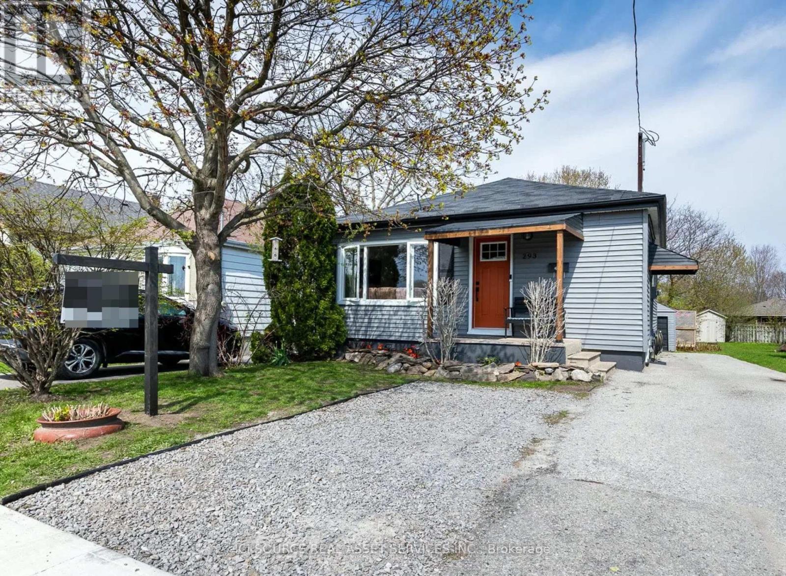 293 OSHAWA BOULEVARD N - 1
