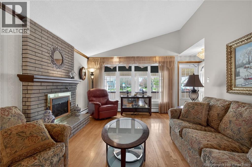 197 Ayer Avenue - 5