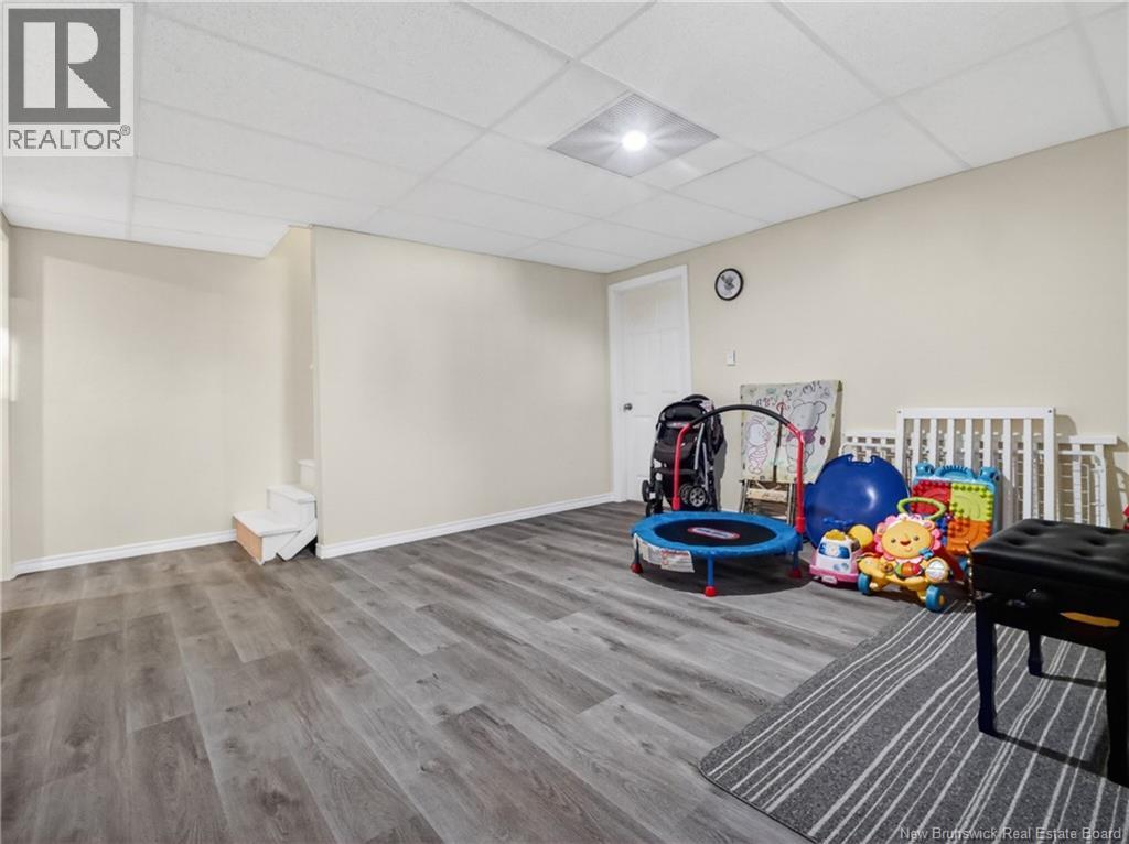 28 Brun Court - 32