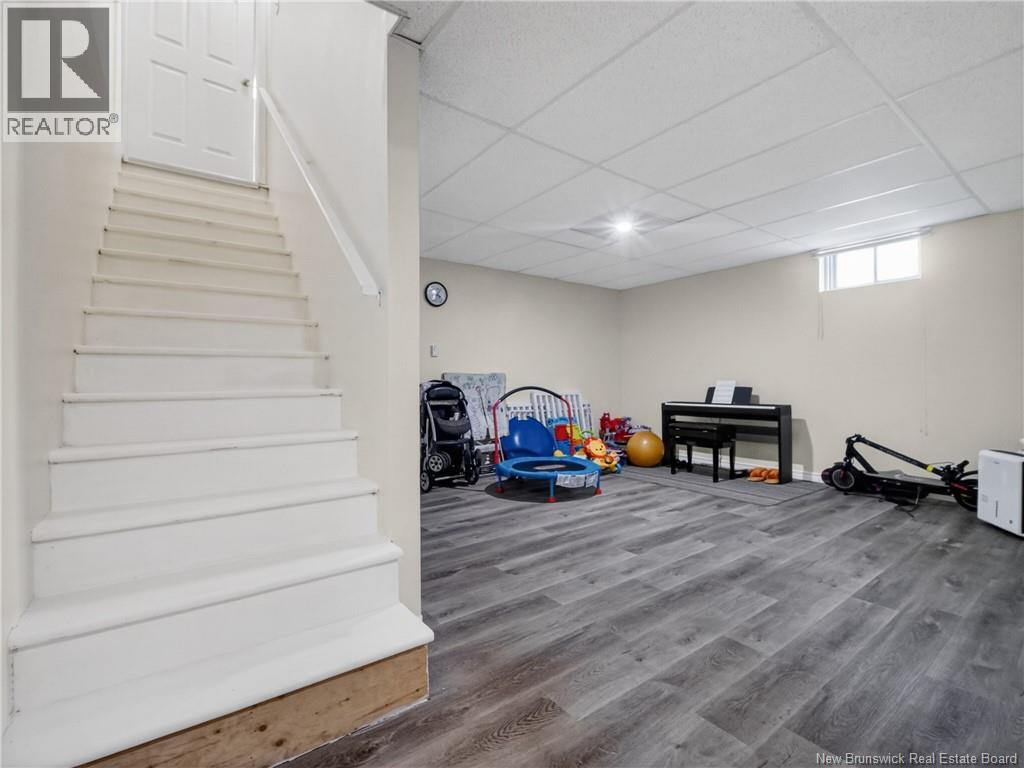 28 Brun Court - 30
