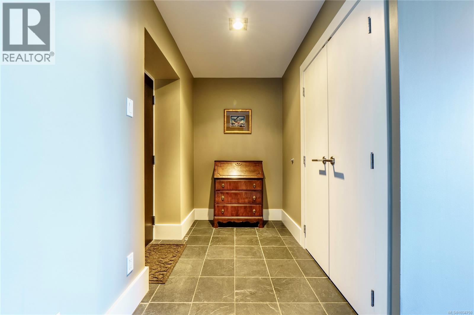 #305 368 Main St - 39