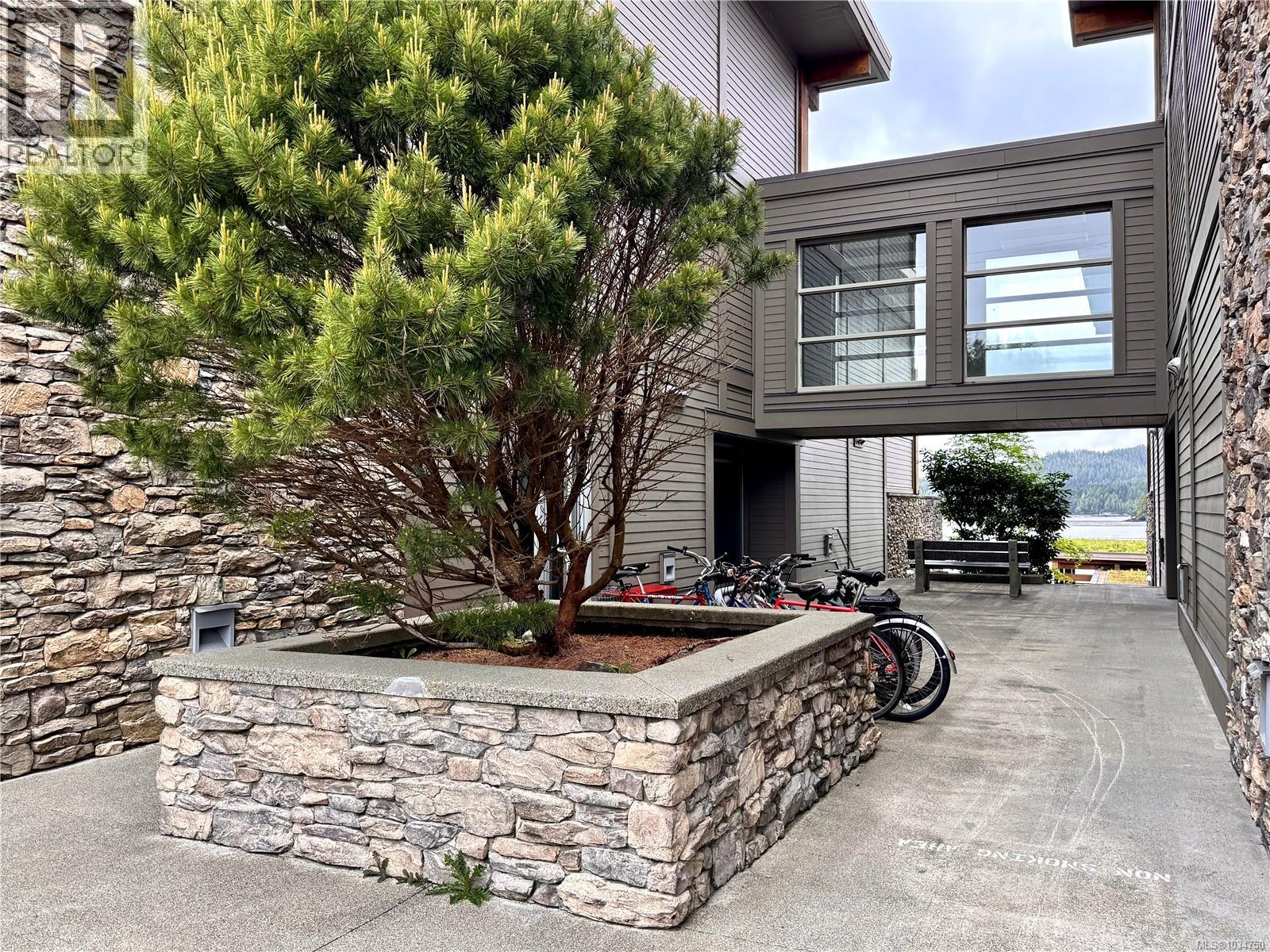 #305 368 Main St - 47
