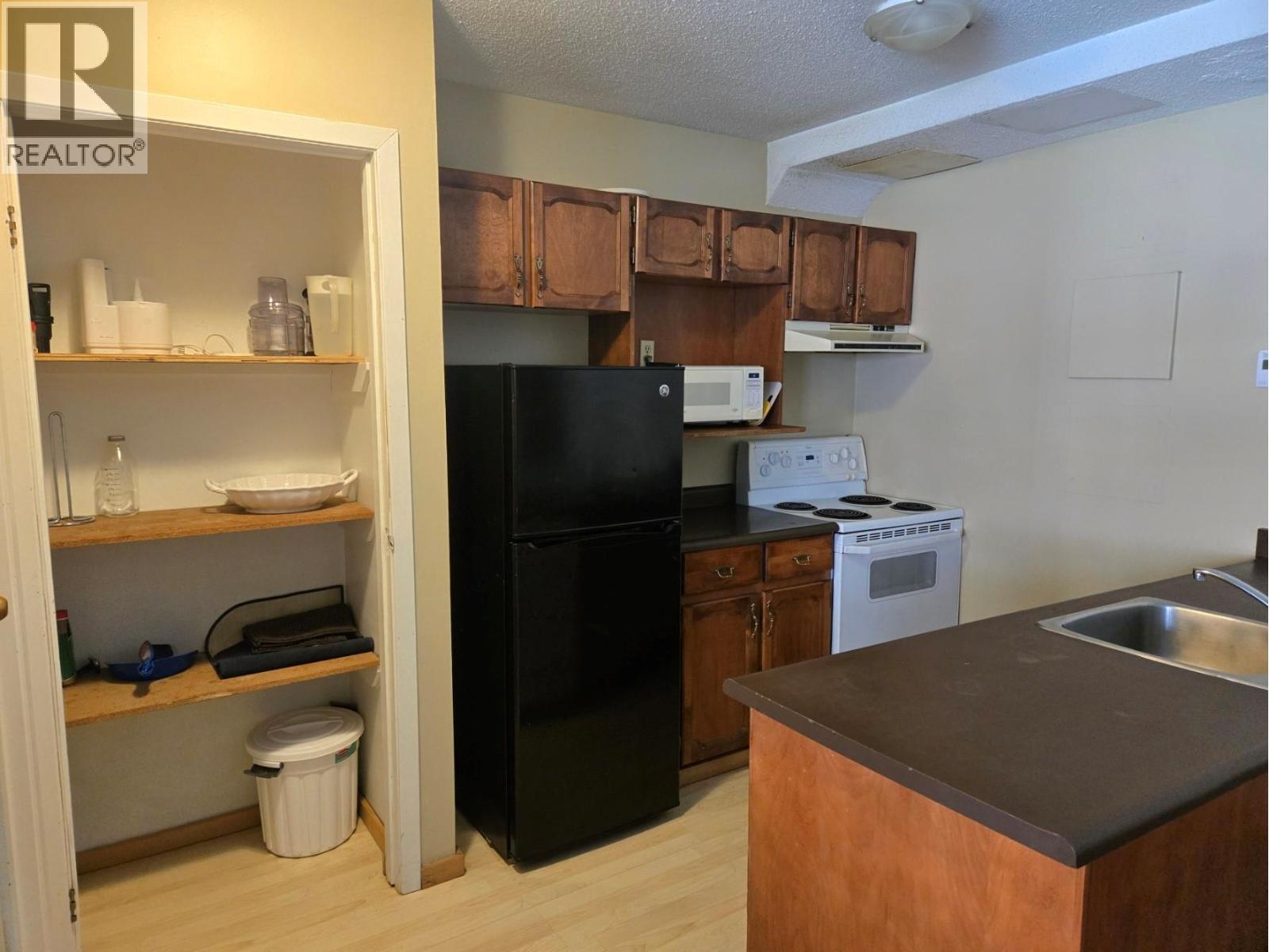 #1014 2030 Panorama Drive - 5