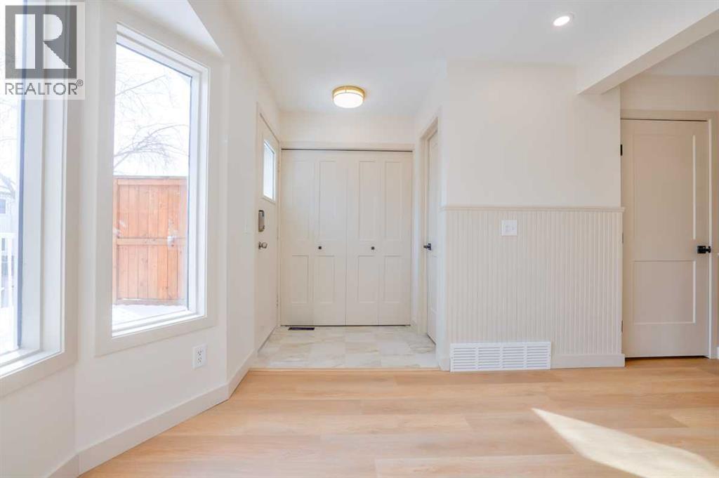 264 Cedarwood Park SW - 11