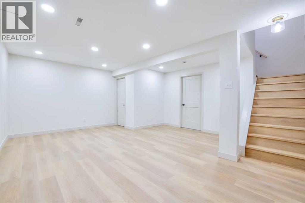 264 Cedarwood Park SW - 20