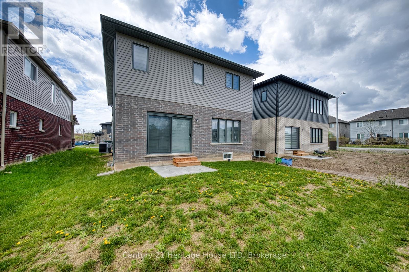5 WILSON DRIVE - 45
